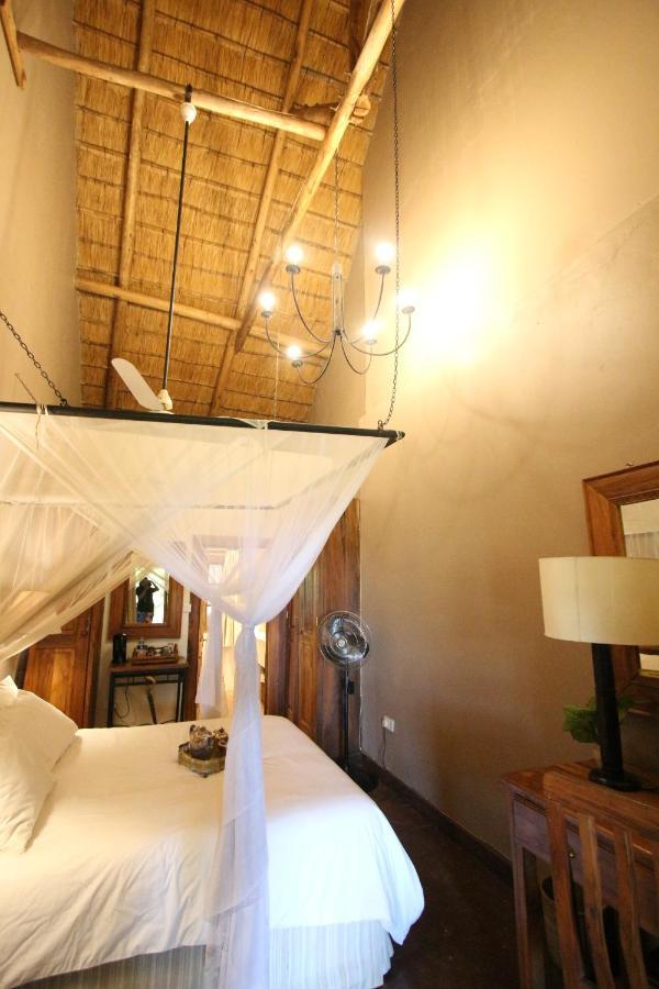 Kumbali Country Lodge Lilongwe Eksteriør billede
